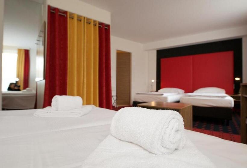 패밀리 룸, Senator Hotel Vienna