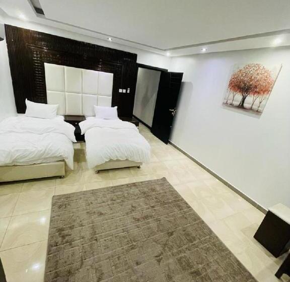 Family Suite, Desert Palm Apart
