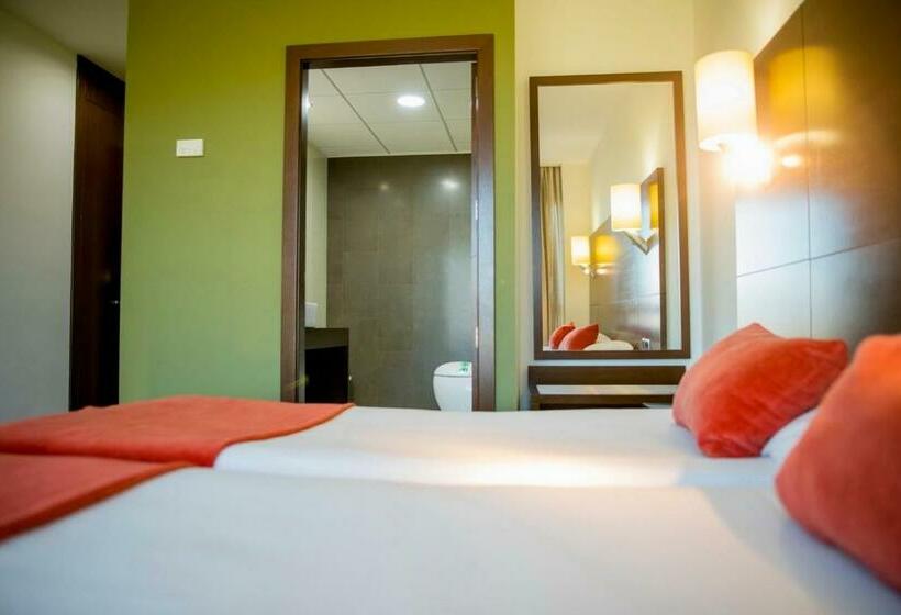 Номер Стандарт, Hospedium Hotel Valles De Gredos Golf