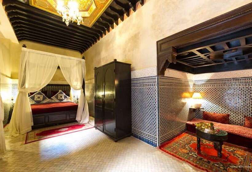 주니어 스위트, Riad Yacout