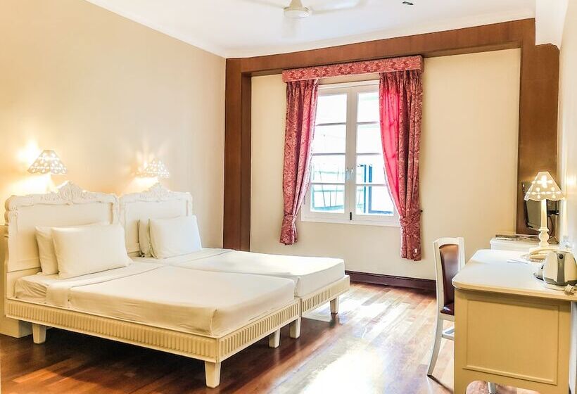 Номер Superior, Colmar Tropicale