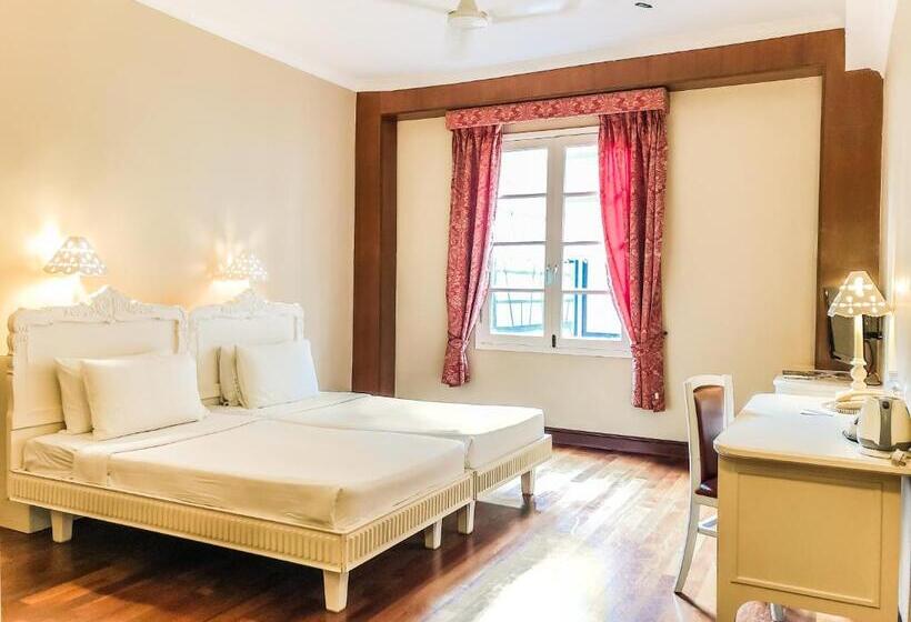 Номер Superior, Colmar Tropicale