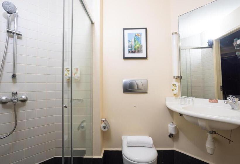 اتاق استاندارد با تخت بزرگ, Ibis Singapore On Bencoolen