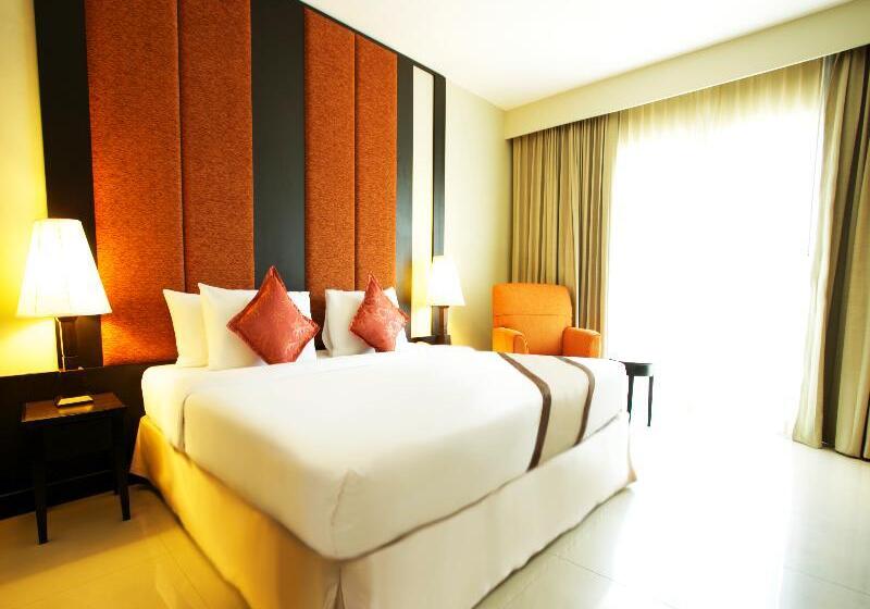 Номер Deluxe, Intimate Hotel Pattaya   Sha Extra Plus