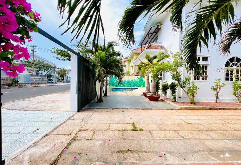 ویلای 1 خوابه با چشم‌انداز دریا, Sonvilla Vung Tau