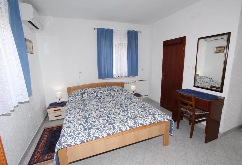 Номер Стандарт, Apartments And Room Silvana