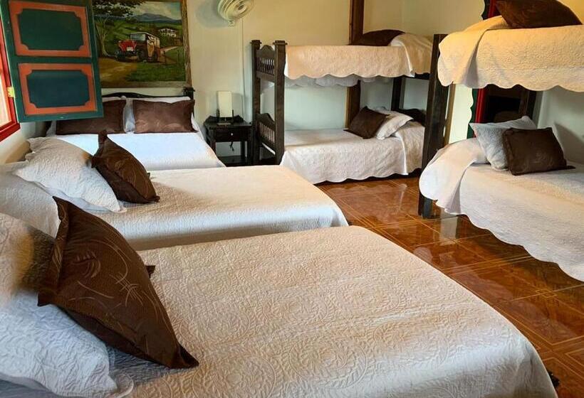 이코노미 패밀리 스위트, Finca Hotel La Manuela