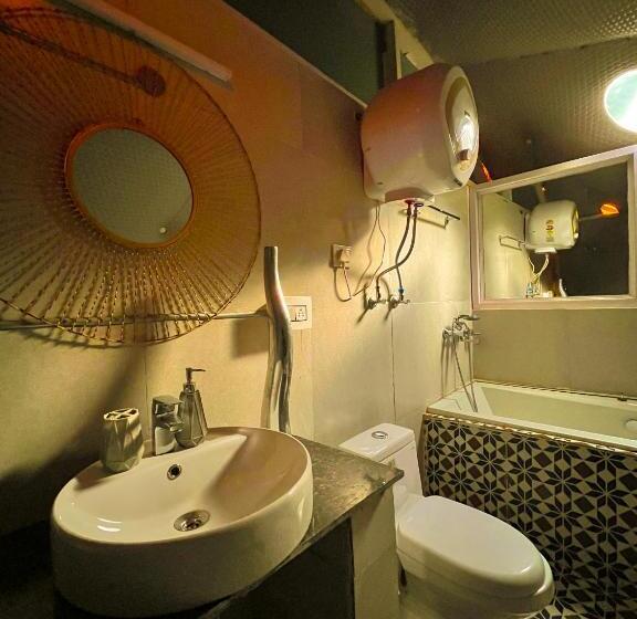 스탠다드 룸 킹사이즈 침대, Whoopers Boutique Resort Jibhi