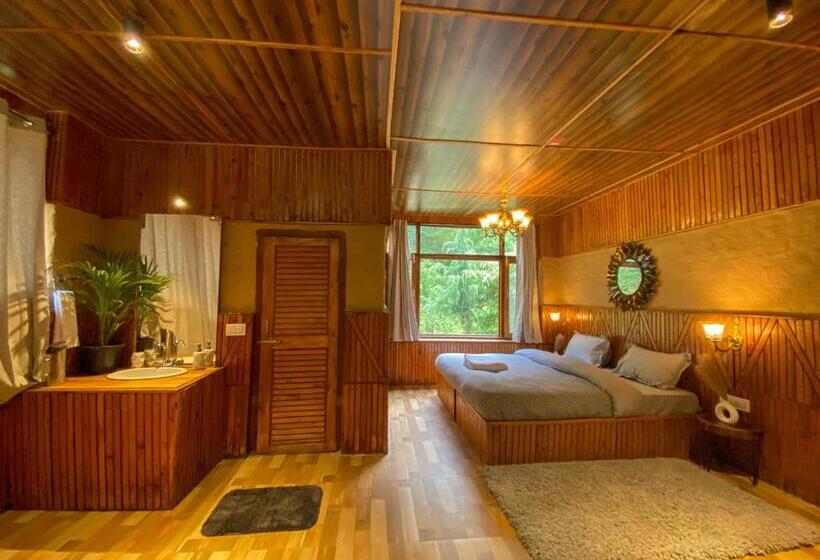 샬레, Whoopers Boutique Resort Jibhi