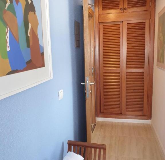 اتاق استاندارد سه نفره, Boutique Las Arenas