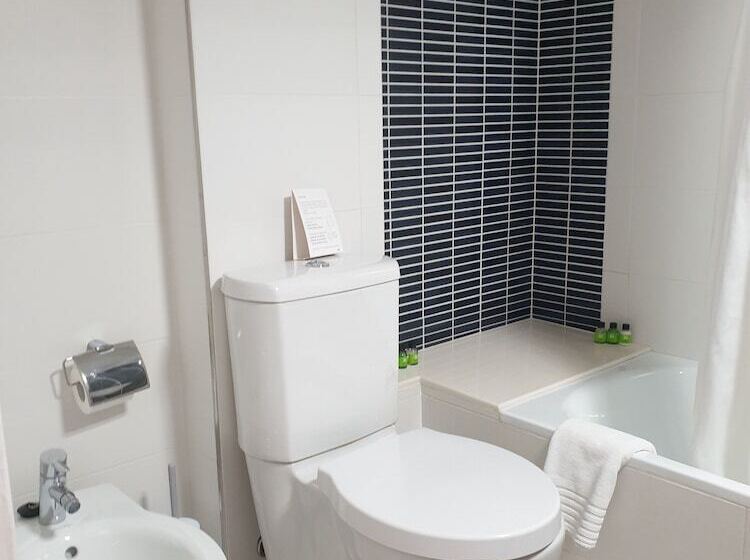 اتاق استاندارد سه نفره, Boutique Las Arenas
