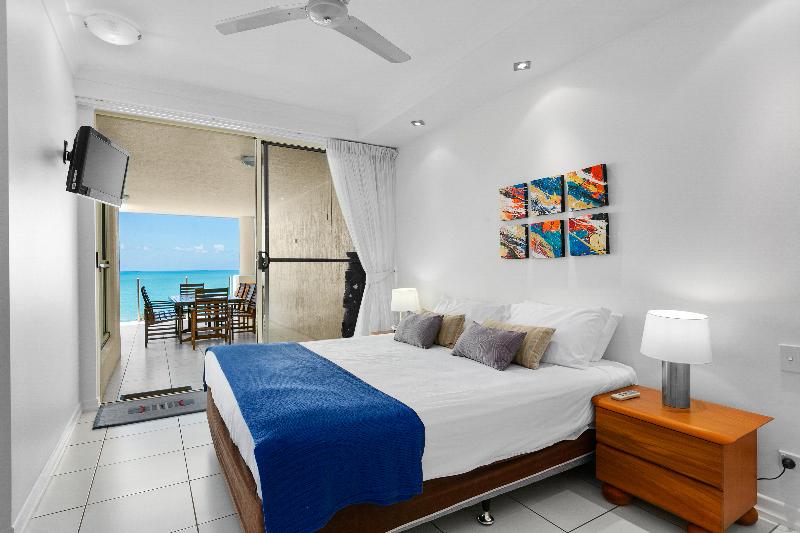 Апартаменты 2 Спальни Вид на Море, Bellevue At Trinity Beach