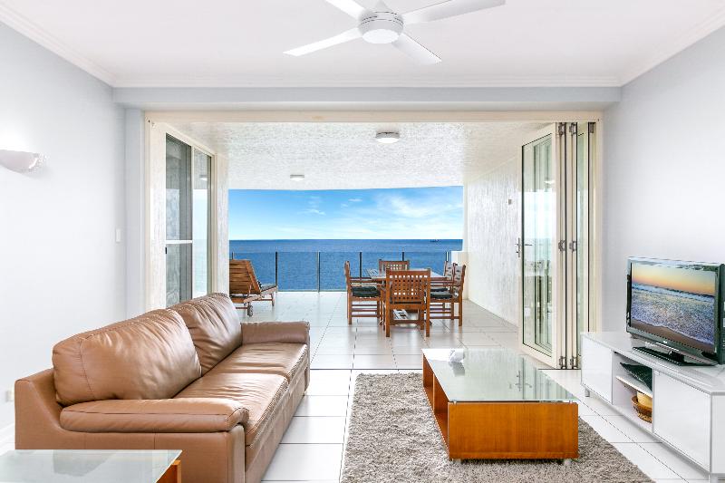 Апартаменты 3 Спальни Вид на Море, Bellevue At Trinity Beach