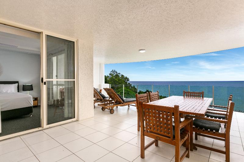 Апартаменты 3 Спальни Вид на Море, Bellevue At Trinity Beach