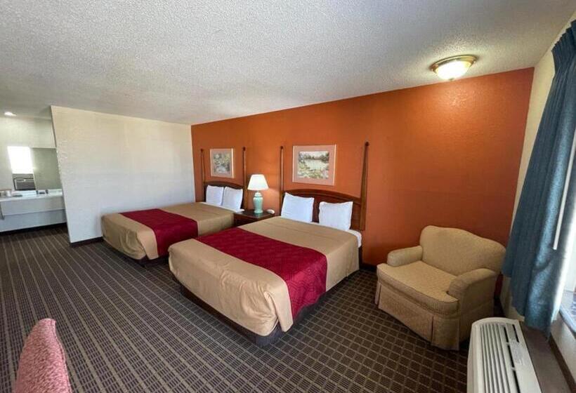Номер Стандарт, Knights Inn & Suites Emporia