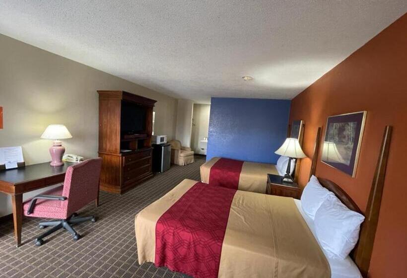 Номер Стандарт, Knights Inn & Suites Emporia