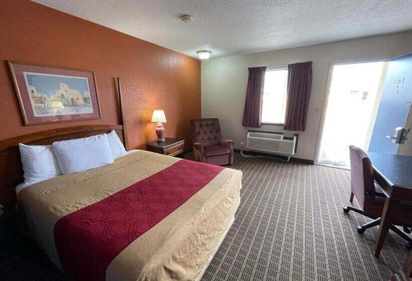 Стандартный Номер Кровать Кинг, Knights Inn & Suites Emporia