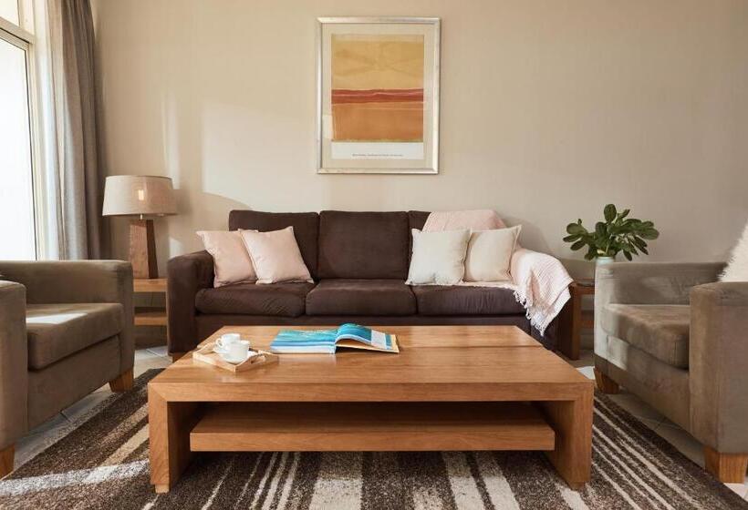 Апартаменты 4 Спальни, Sea Change Beachfront Apartments
