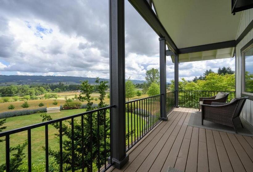 带大床的豪华间, The Setting Inn Willamette Valley