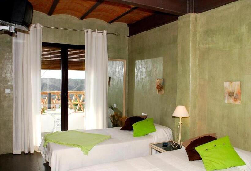 Номер Стандарт с Балконом, Finca Aldabra