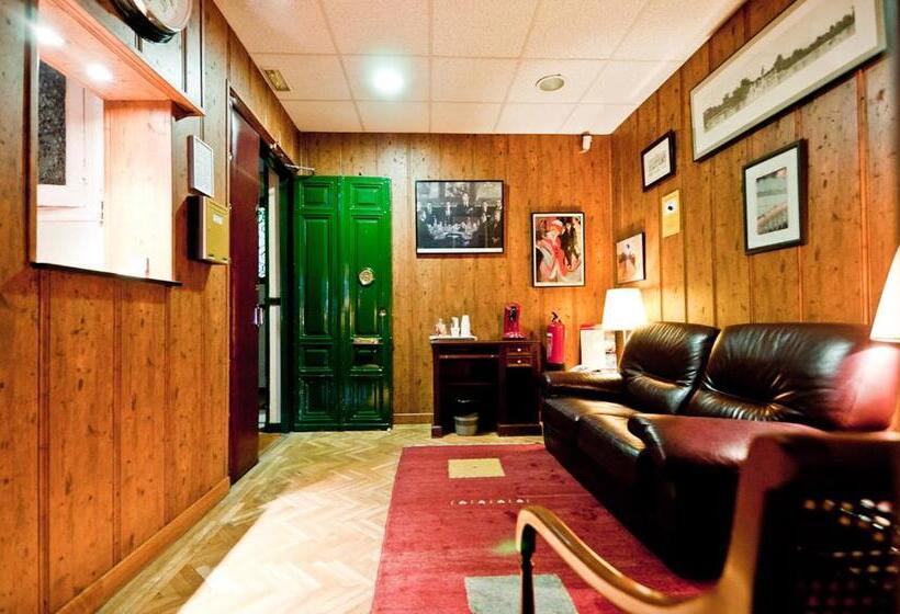 اتاق استاندارد, Hostal Asuncion