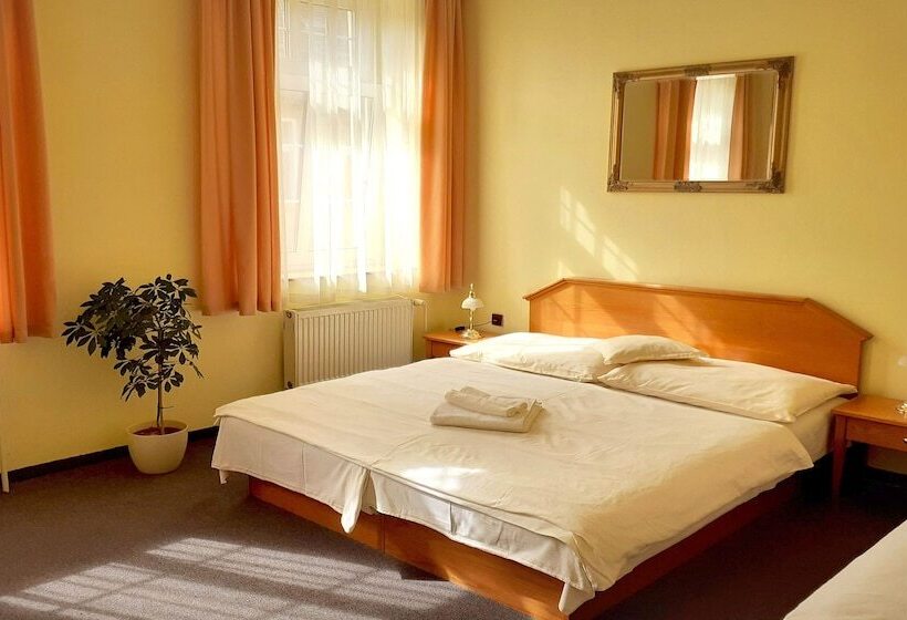 Номер Стандарт Трехместный, Casanova