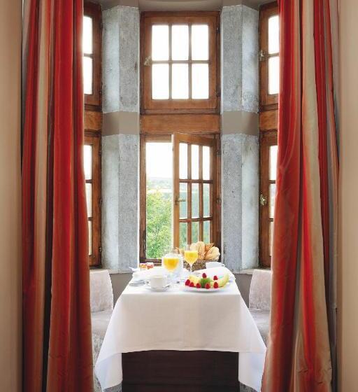 Королевский Люкс, Manoir De Lébioles