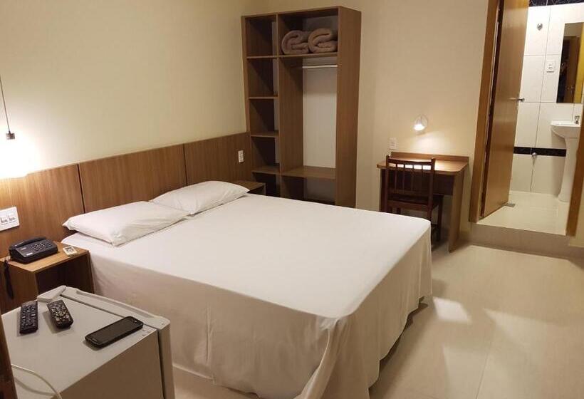 اتاق استاندارد یک نفره, Oft Place
