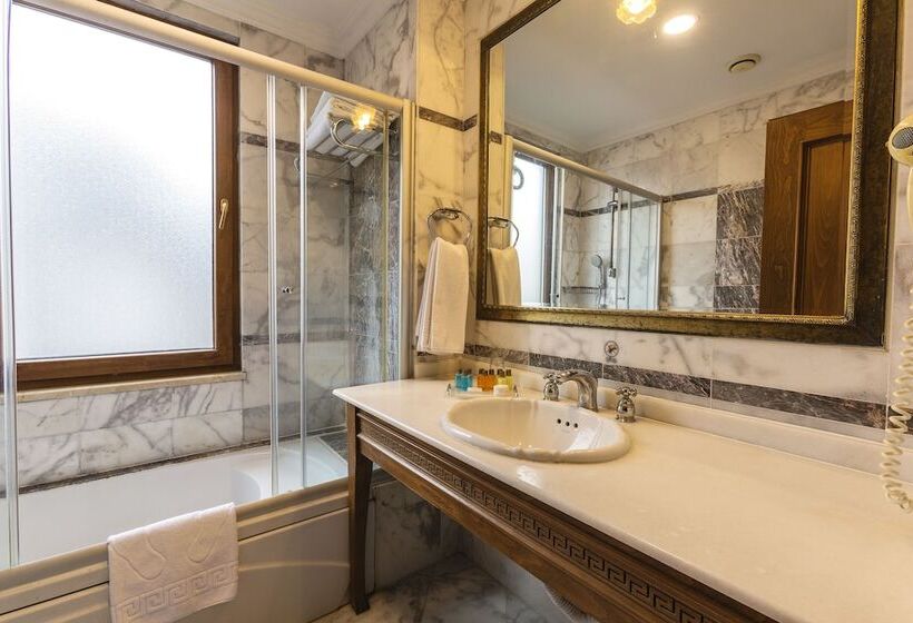 ファミリールーム, Acra Hotel   Special Category