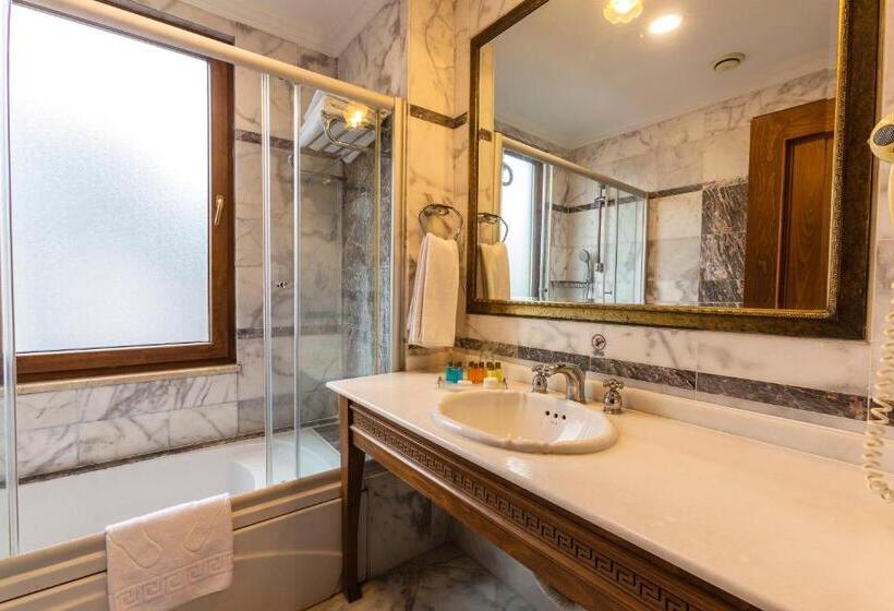 ファミリールーム, Acra Hotel   Special Category