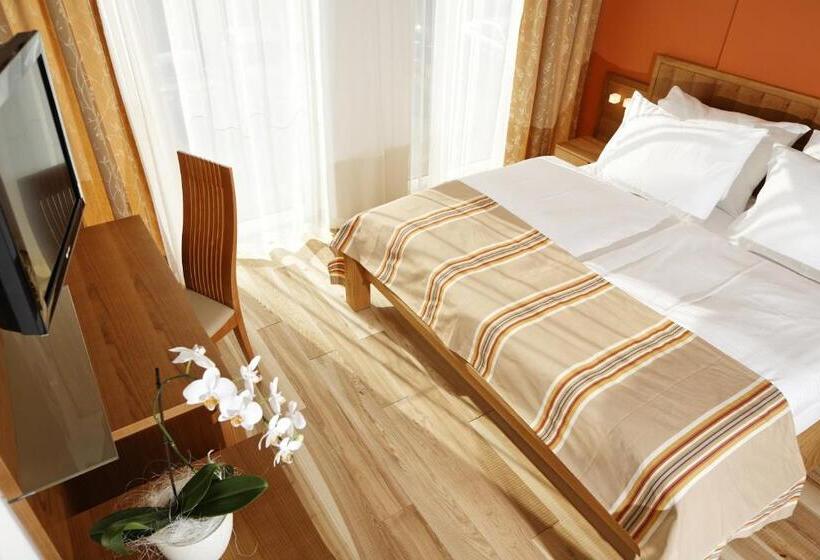 Номер Стандарт Вид на Сад, Lava Inn   24 H Check In   Nähe Lkh, Landeskrankenhaus, Feldbach