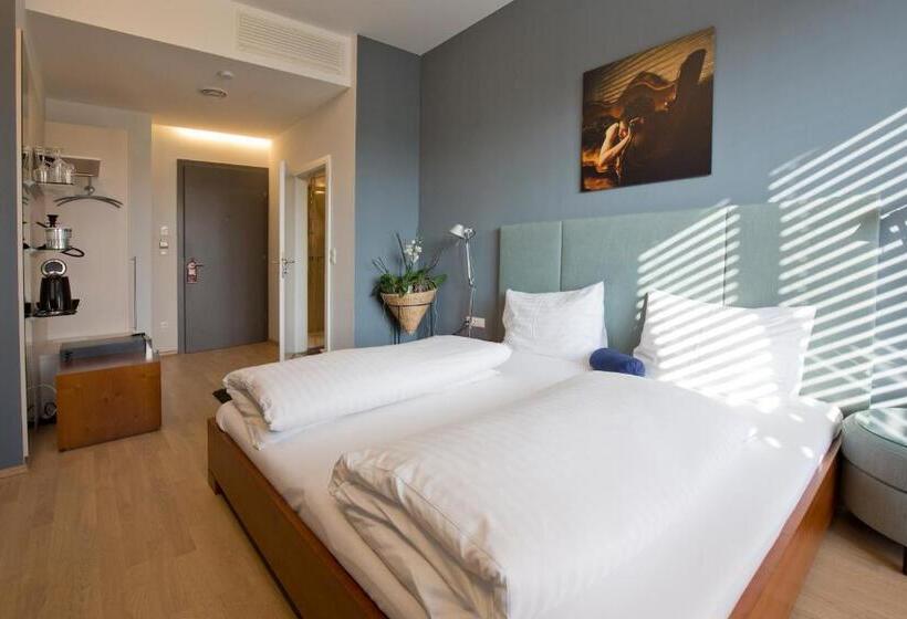 Номер Superior с Балконом, Lava Inn   24 H Check In   Nähe Lkh, Landeskrankenhaus, Feldbach