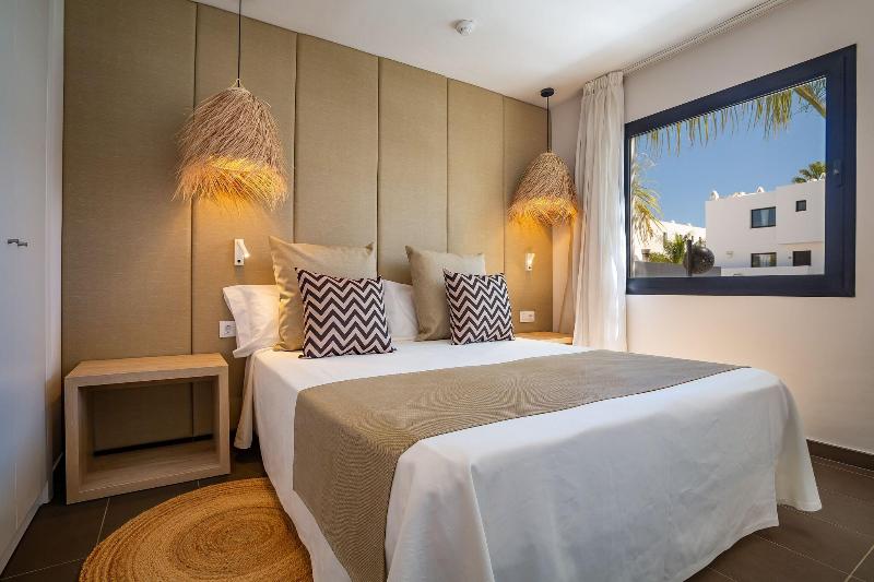 جناح جونيور, Migjorn Ibiza Suites & Spa