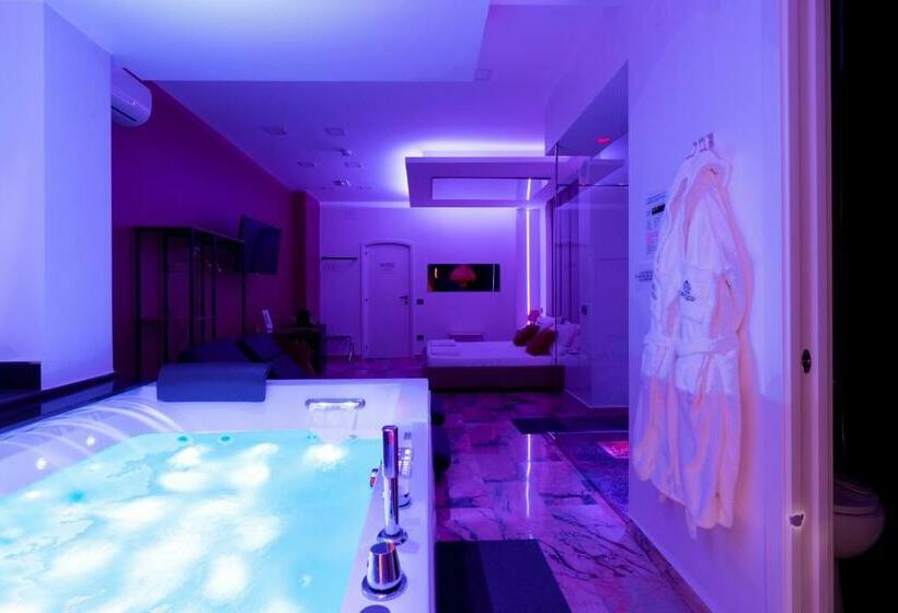 Номер Стандарт с Гидромассажем, Ibisco Suites