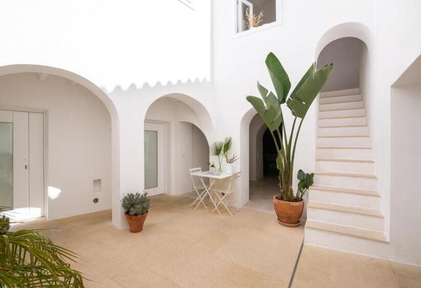 Полулюкс с Балконом, Casa Boutique Encalada
