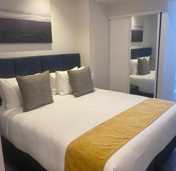带大床的标准工作室, Ramada By Wyndham Wellington Taranaki Street