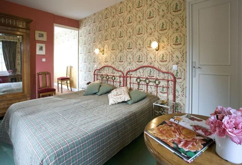 Номер Стандарт, La Roseraie Hôtel Restaurant