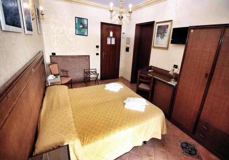 Номер Стандарт, Triscinamare Hotel Residence