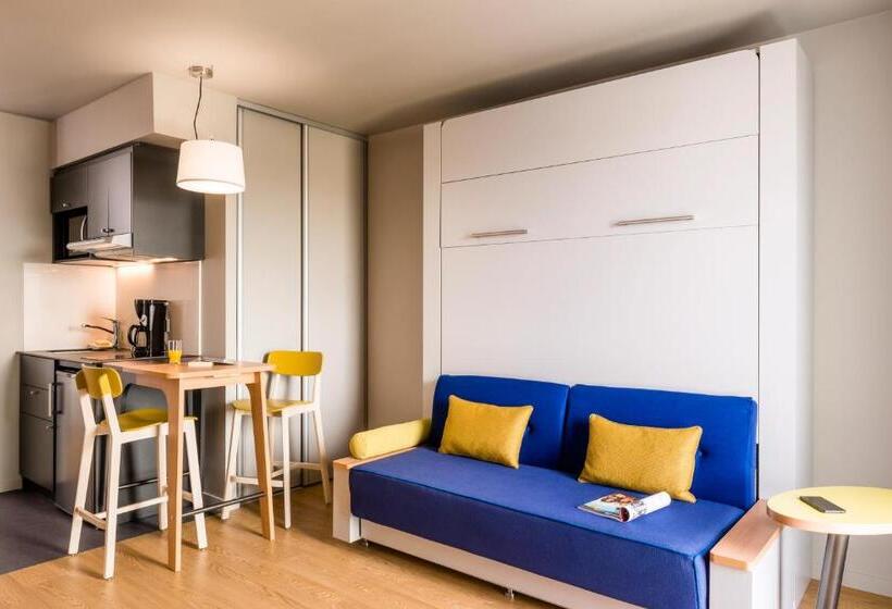 Студио Стандарт с Балконом, Adagio Access Stuttgart Airport Messe