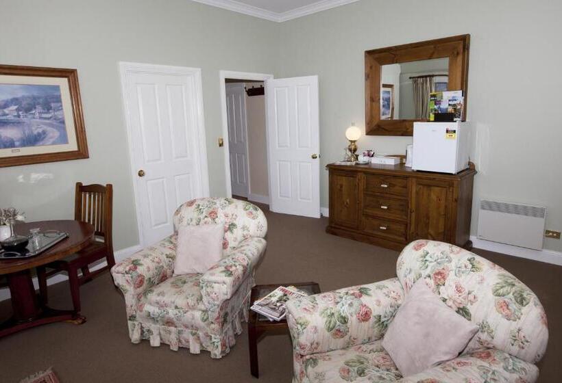 스위트, House On The Hill Bed And Breakfast