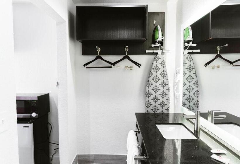 Стандартный Номер Кровать Кинг, Motel 6 Bellville, Oh