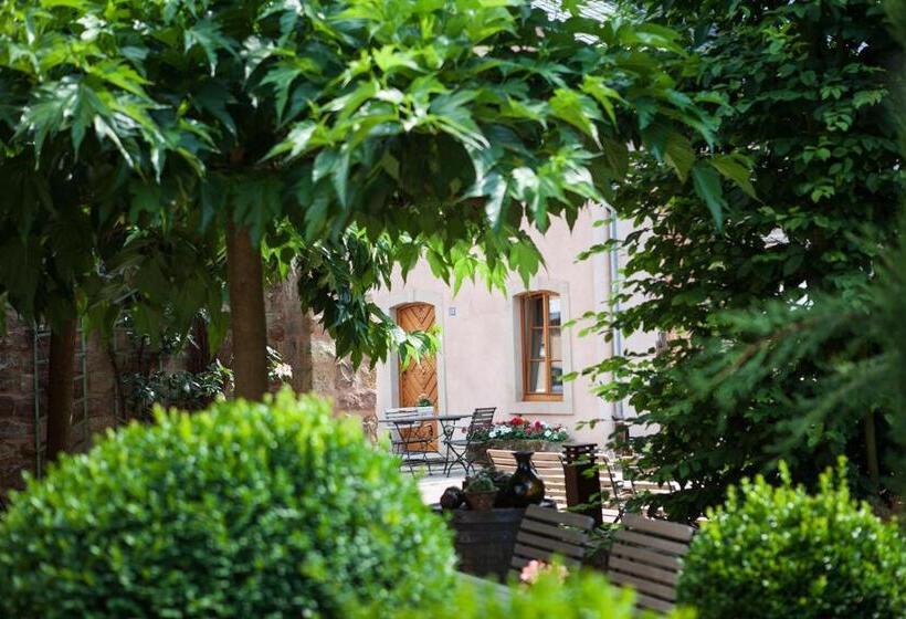 Дом 1 Спальня, Weingut & Gästehaus Giwergreif
