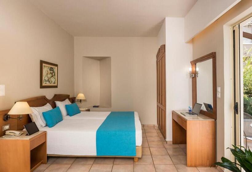 Студия Стандарт, Elotis Suites