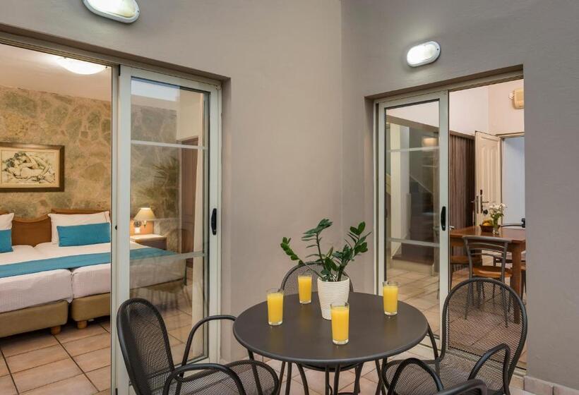 Люкс, Elotis Suites