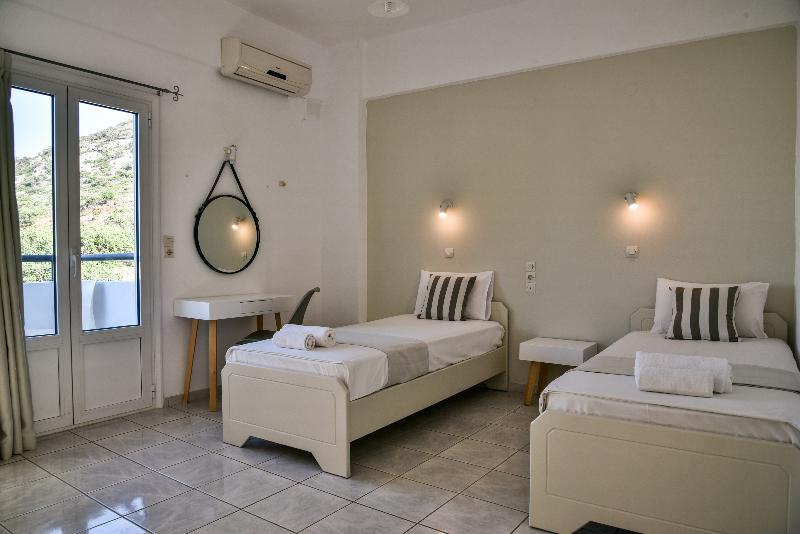 Standart Stüdyo, Iraklis Studios & Apartments