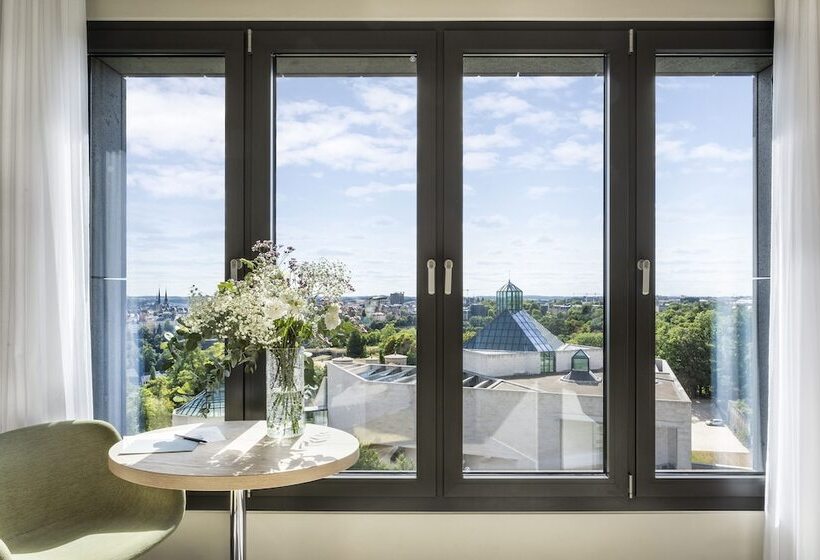 سوییت, Melia Luxembourg