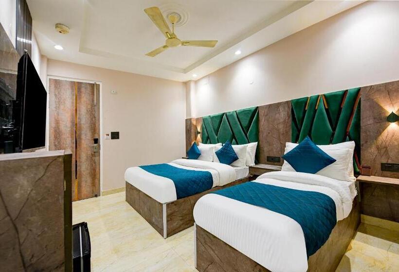 Trzyosobowy Executive, Pearl Plaza New Delhi Paharganj