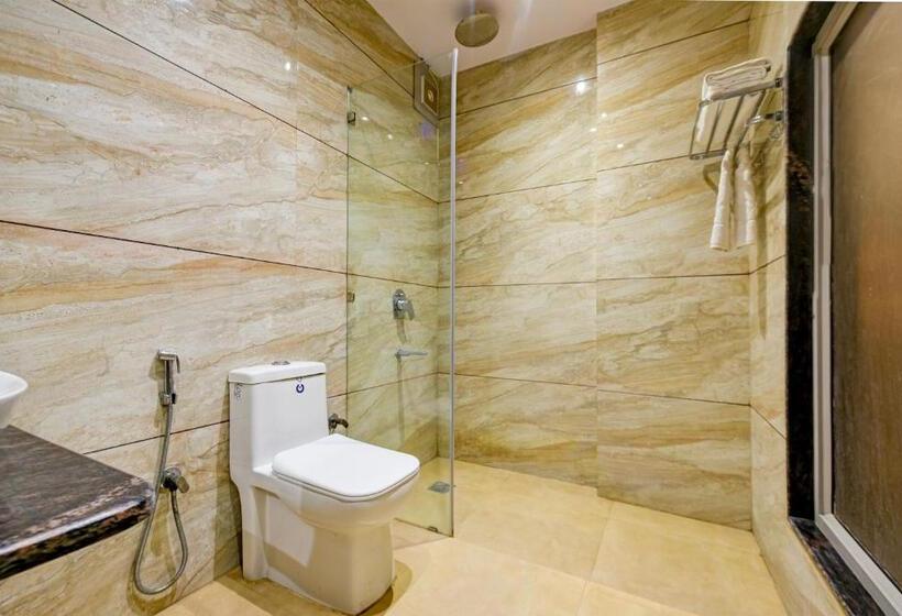 Trzyosobowy Executive, Pearl Plaza New Delhi Paharganj