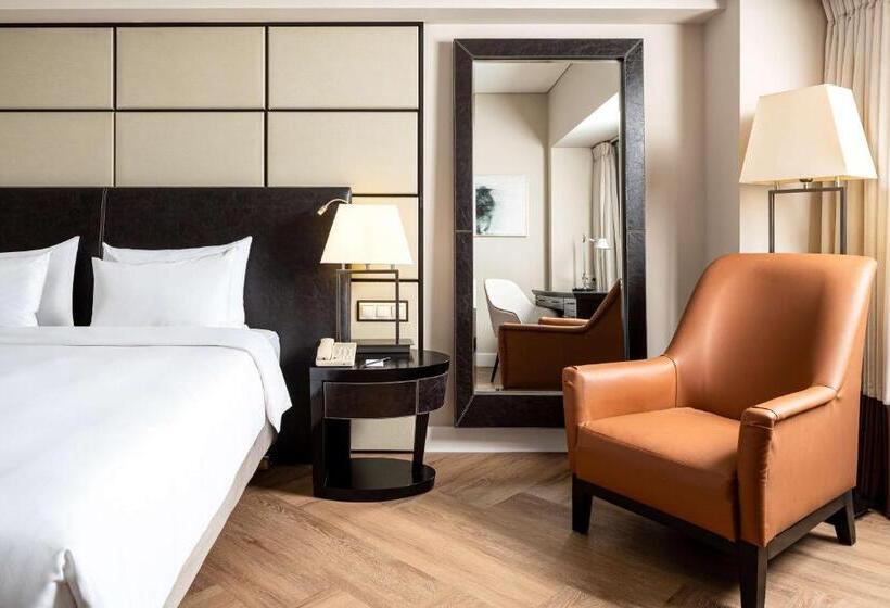Номер Superior, Radisson Blu Hotel Bucharest