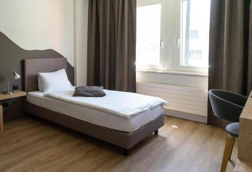 Номер Стандарт Индивидуальный, Tailormade Hotel Stans Süd
